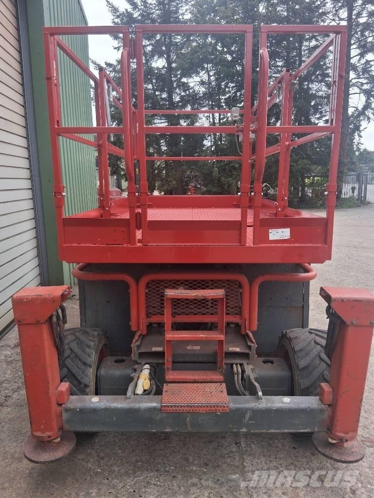 SkyJack SJ 6826 RT Ollós emelők