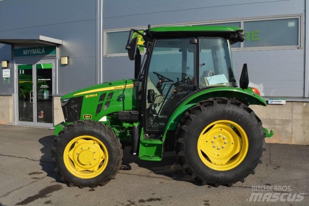 John Deere 5058E Traktorok