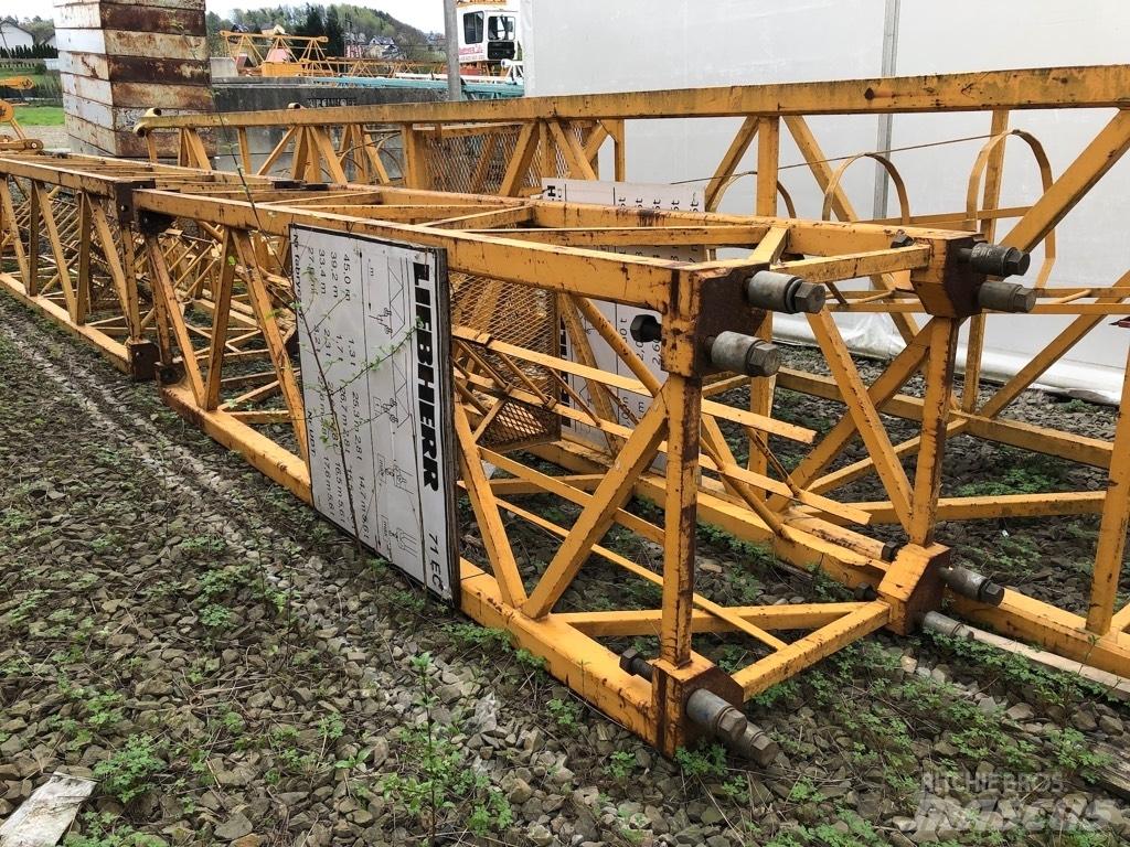 Liebherr 71 EC Torony daruk