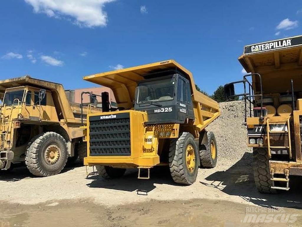 Komatsu HD325-6KE Mezei dömperek