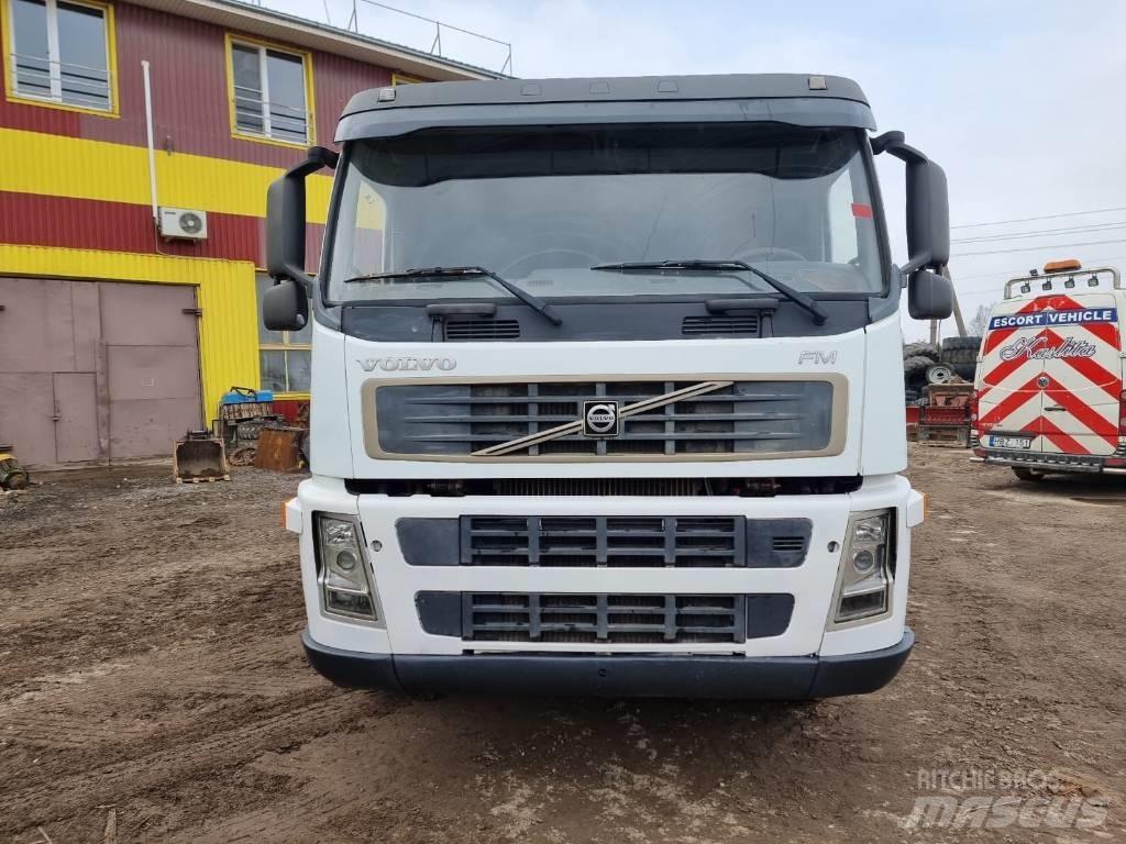 Volvo FM400 8x4 Hidraulikus konténerszállító