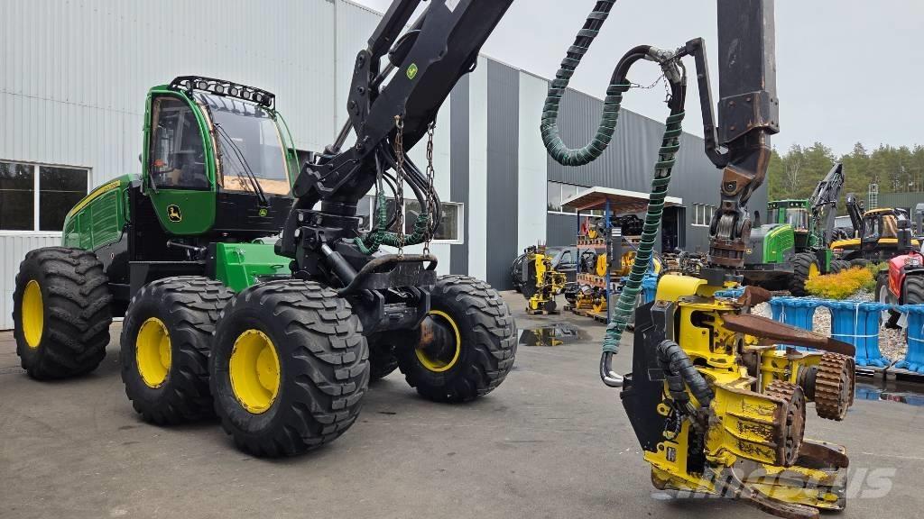 John Deere 1470 G Betakarítók