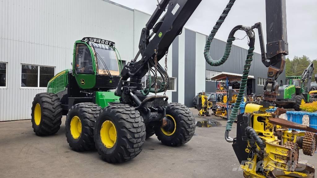 John Deere 1470 G Betakarítók