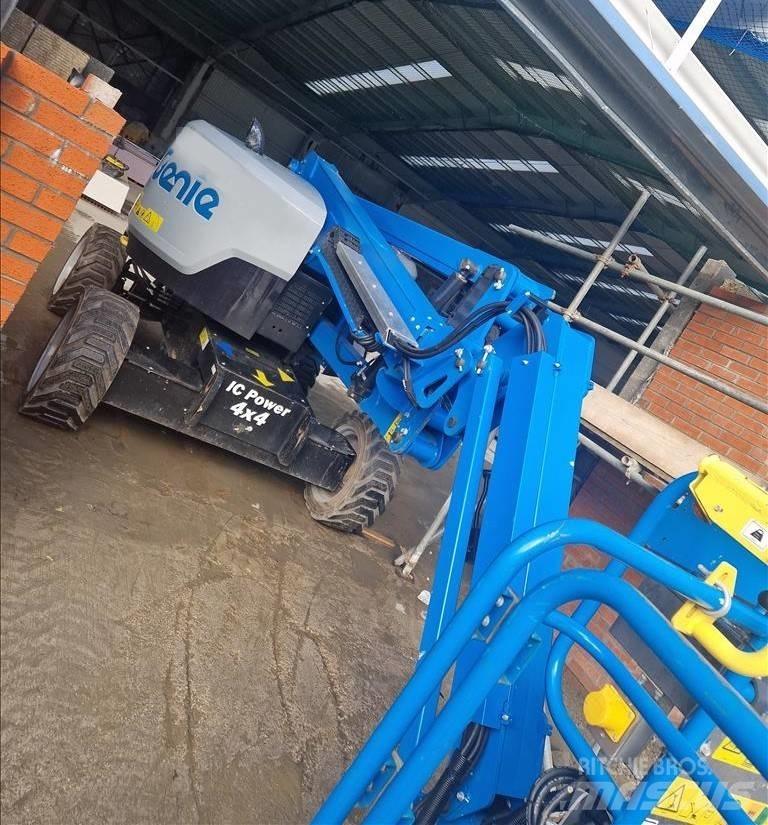 Genie Z 45/25 XC Karos emelők