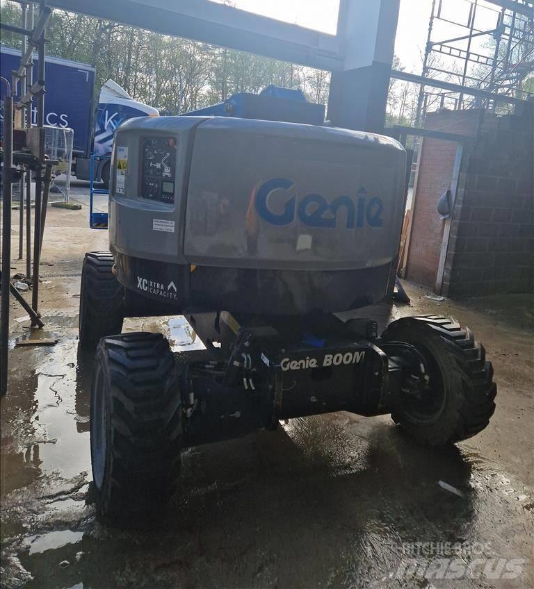 Genie Z 45/25 XC Karos emelők