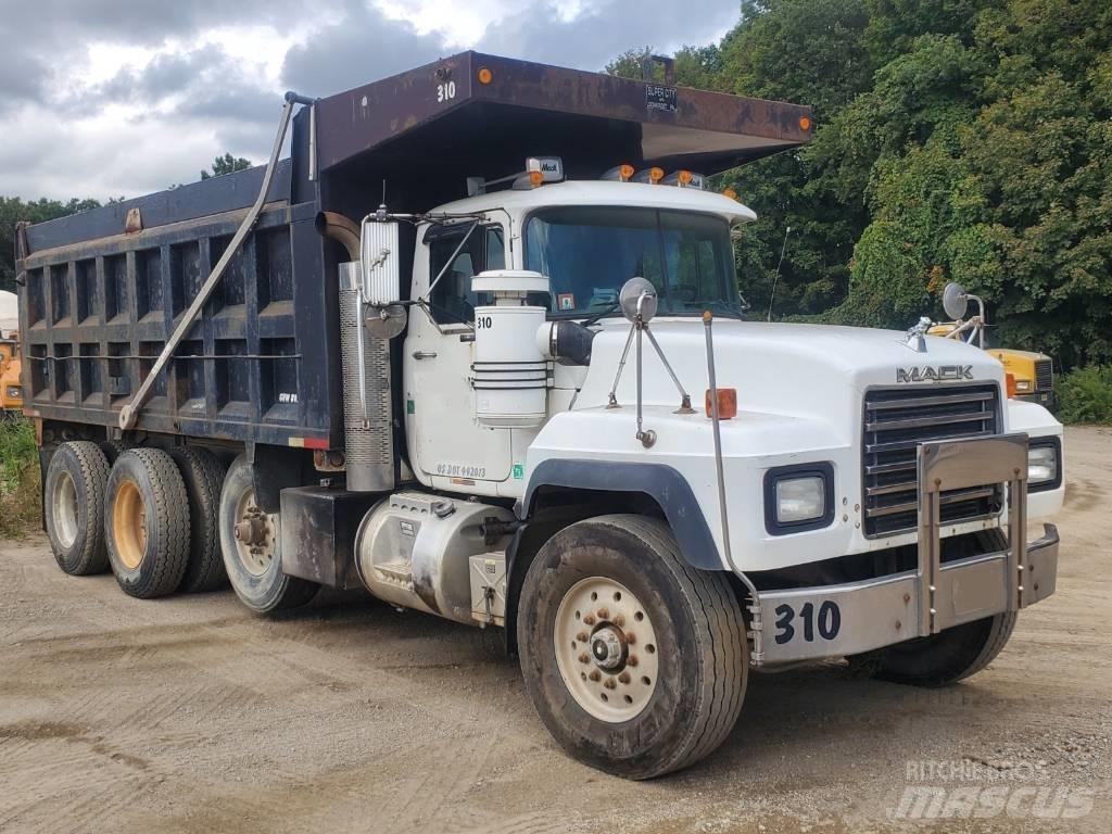 Mack RD 688 S Billenő teherautók