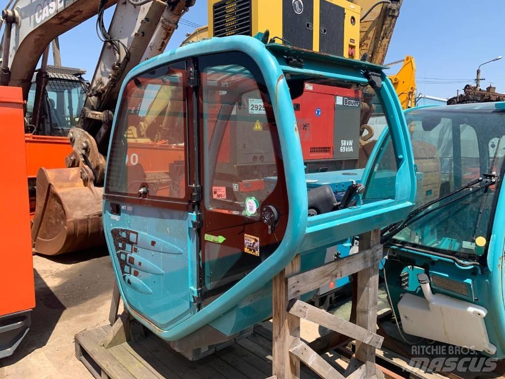 Manitou MT 932 CABIN Vezetőfülke és belső tartozékok