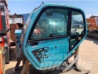 Manitou MT 932 CABIN Vezetőfülke és belső tartozékok
