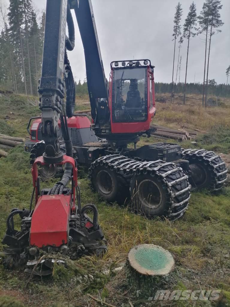 Komatsu 931 Betakarítók