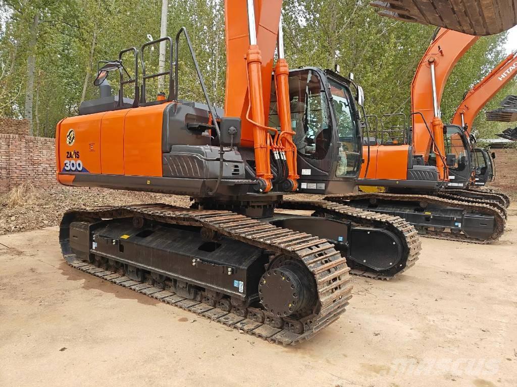 Hitachi ZX300 Lánctalpas kotrók