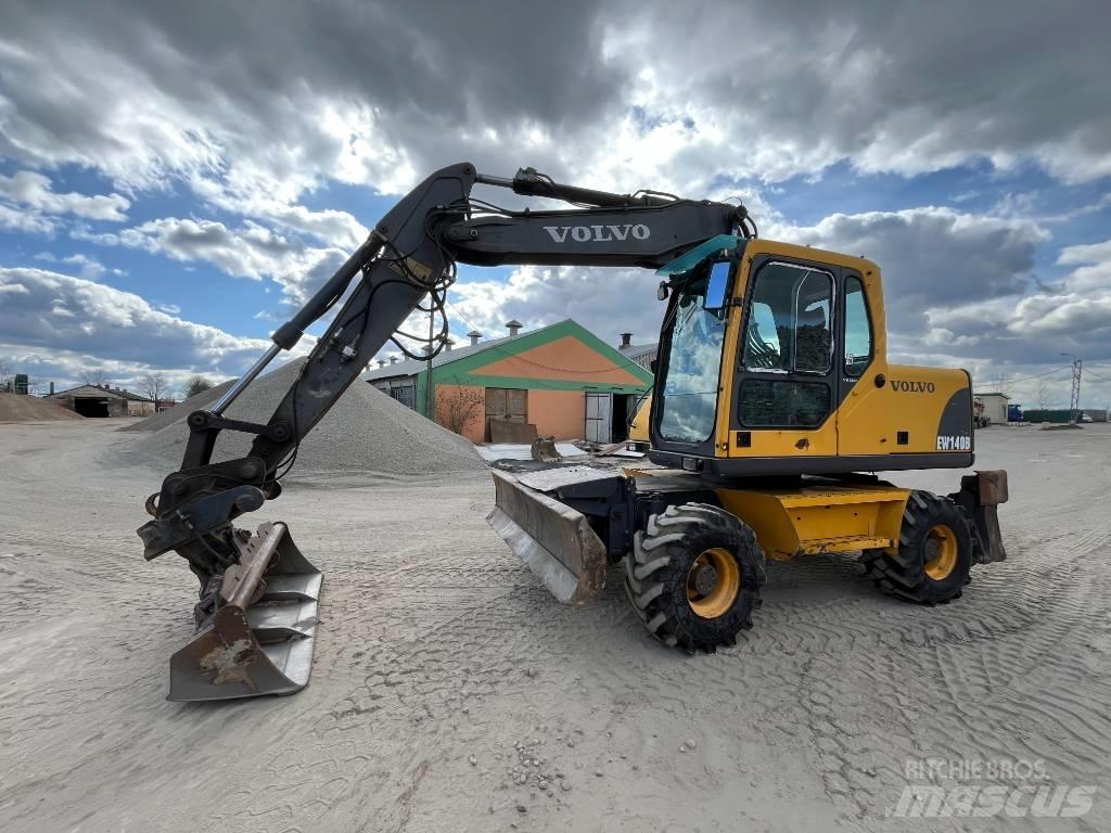 Volvo EW 140 B Gumikerekes kotrók