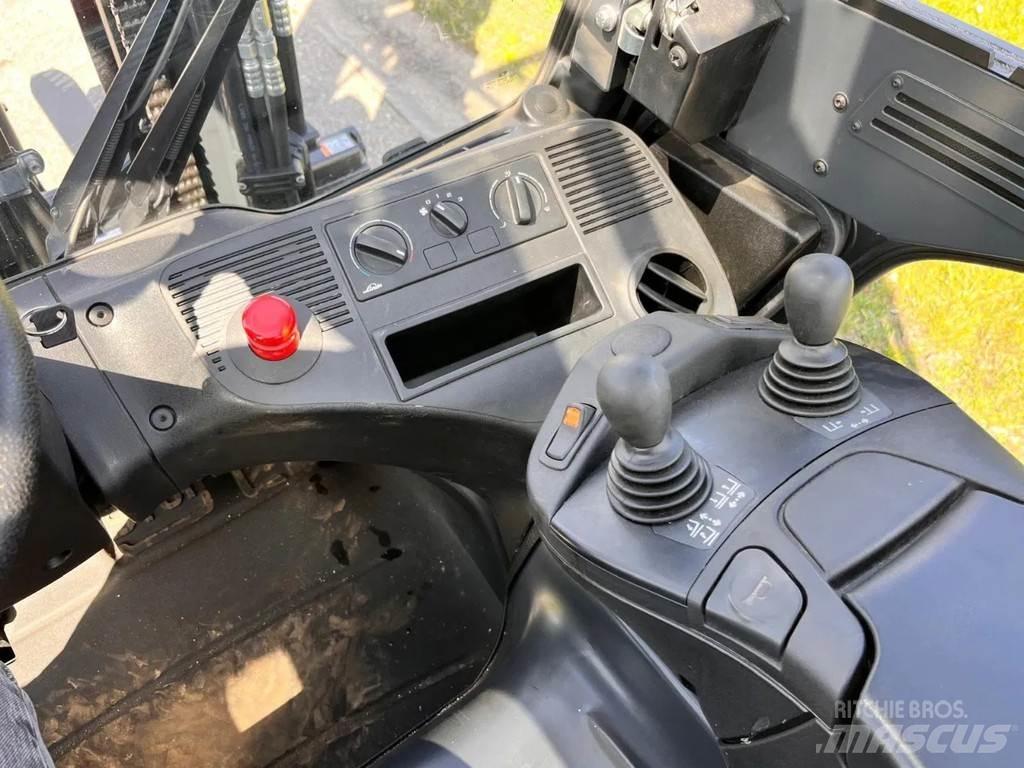 Linde E35HL-01 Elektromos targoncák