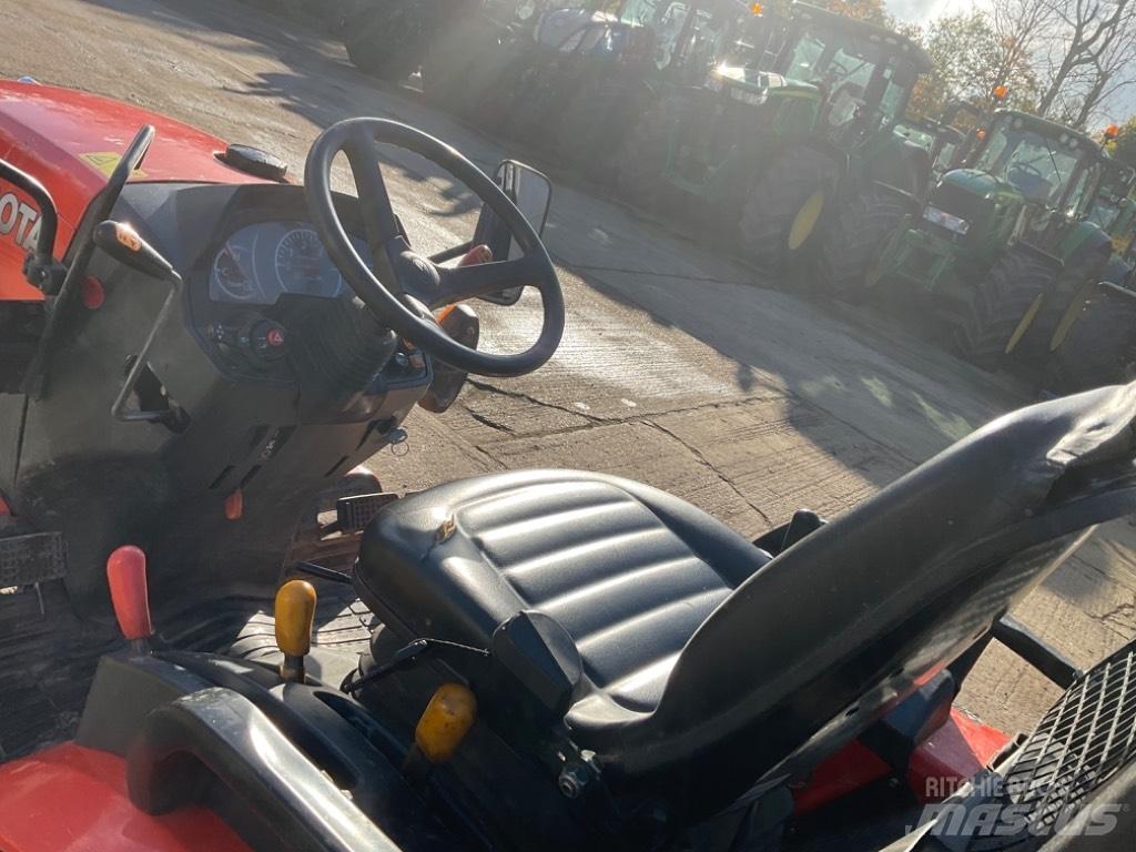 Kubota B 2261 Traktorok