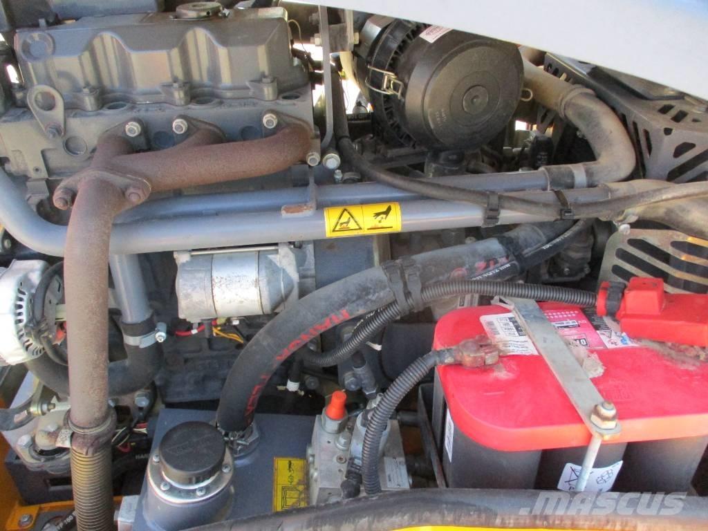 Hamm HD 12 VV (529) Ikerdobos hengerek