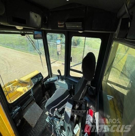 Bomag BC772EB-2 Egydobos hengerek