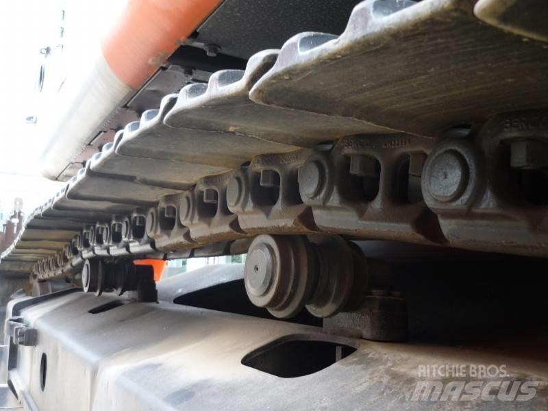 Hitachi EX 300-5 Lánctalpas kotrók