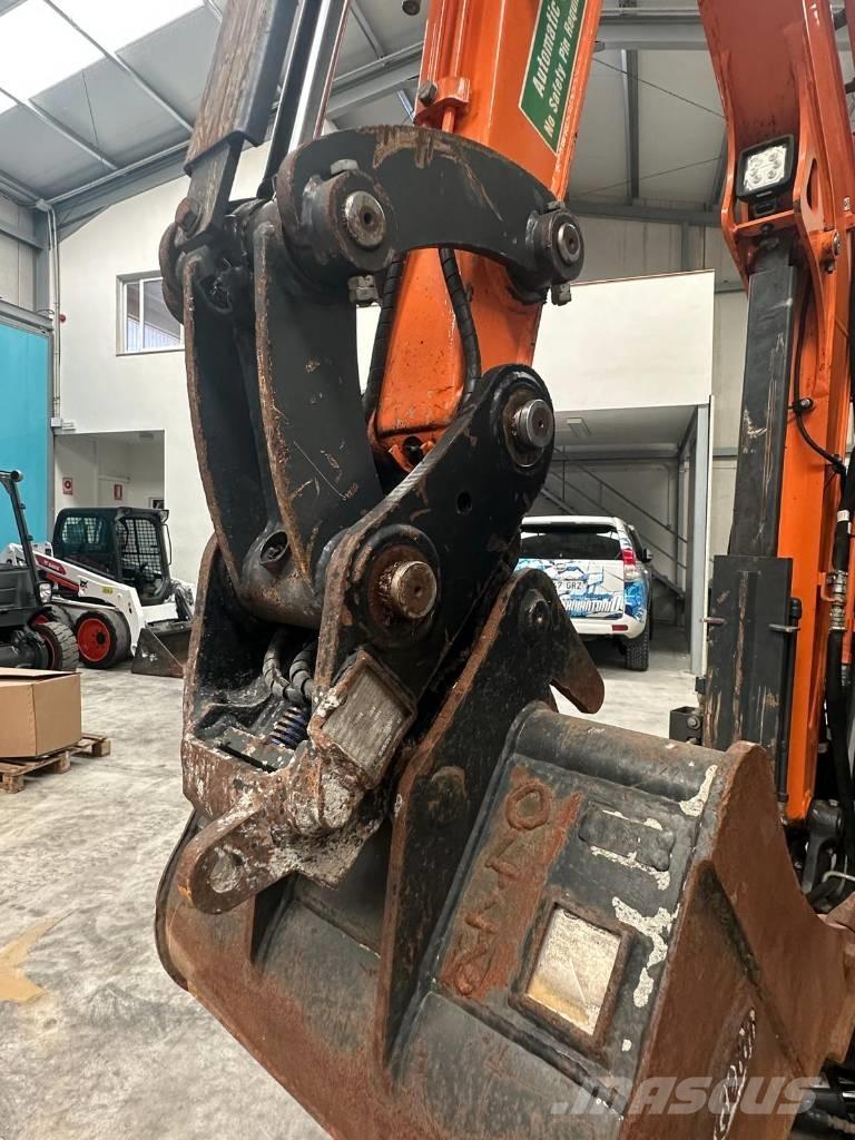 Doosan DX 27 Z Mini kotrók < 7t