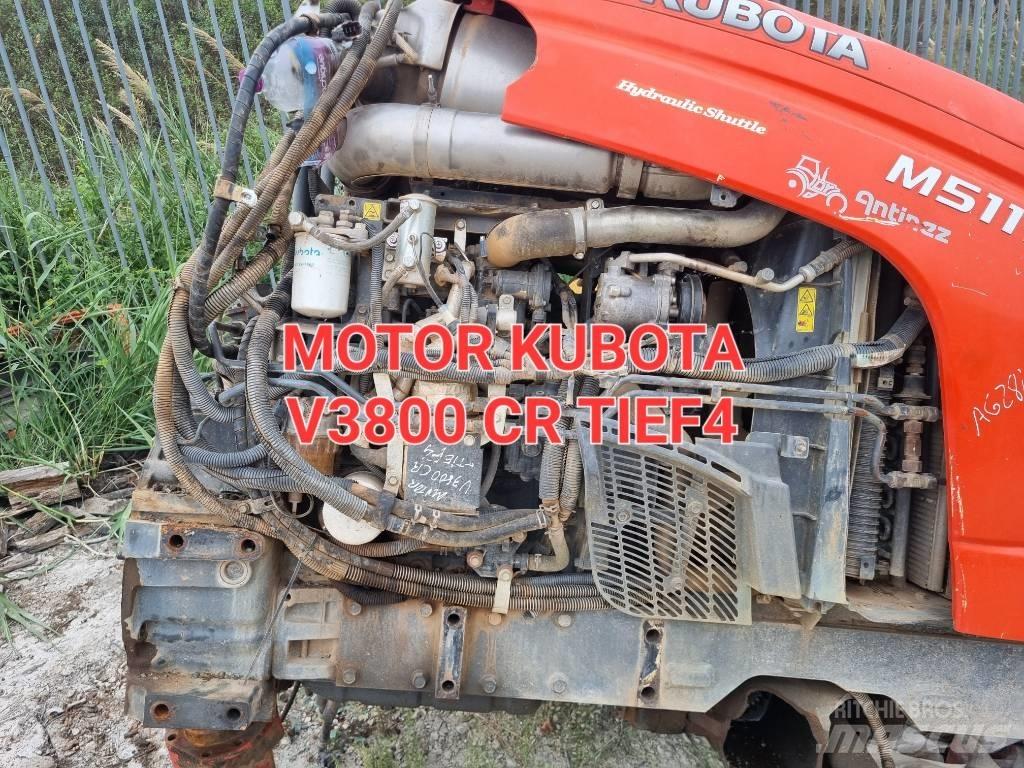 Kubota M5111 Motorok