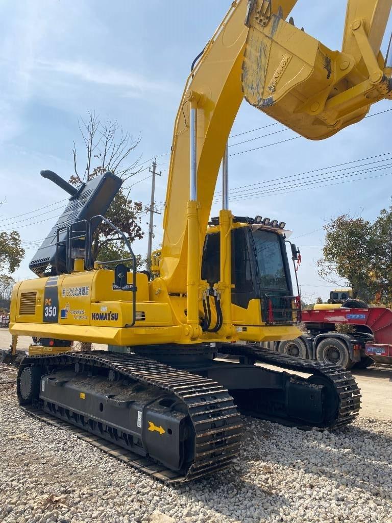 Komatsu 240LC-8 Lánctalpas kotrók
