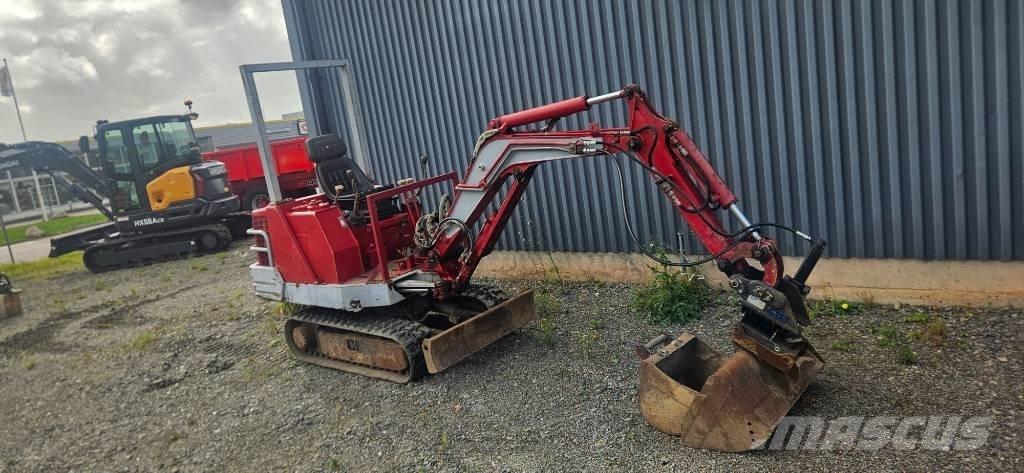 Yanmar B 12 Mini kotrók < 7t