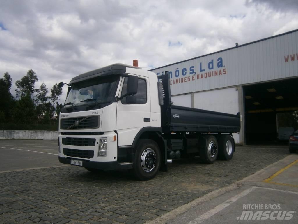 Volvo FM9 300 Billenő teherautók