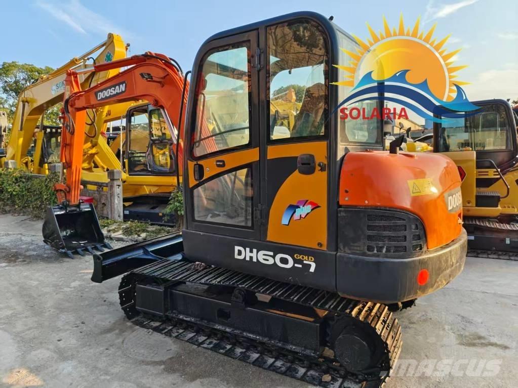 Doosan DH 60-7 Mini kotrók < 7t