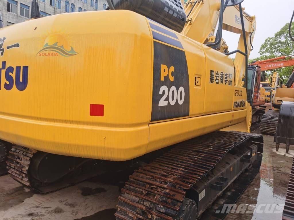 Komatsu PC 200-8 Lánctalpas kotrók