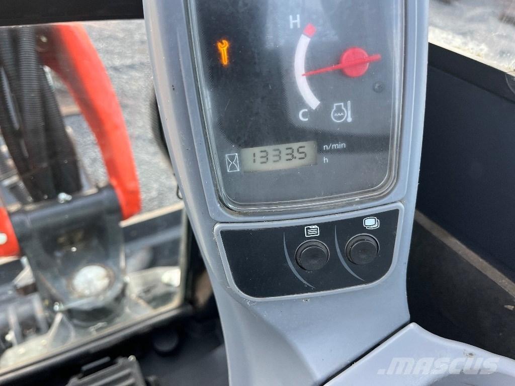 Kubota U 27-4 Mini kotrók < 7t