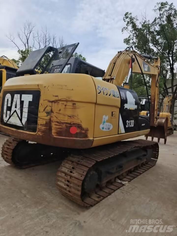 CAT 313D Lánctalpas kotrók
