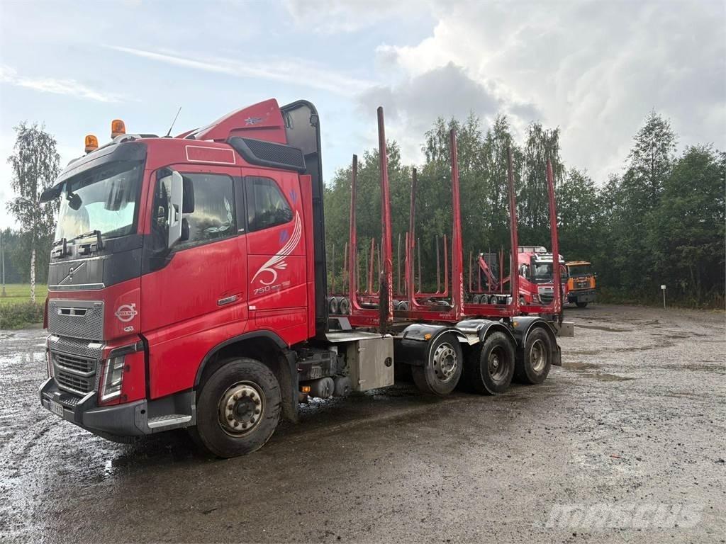 Volvo FH16 Rönkszállító teherautók