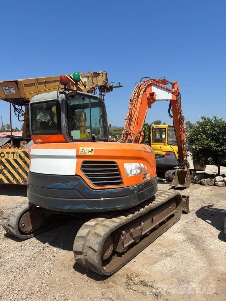Doosan DX 80 R Közepes (midi) kotrók 7 t - 12 t