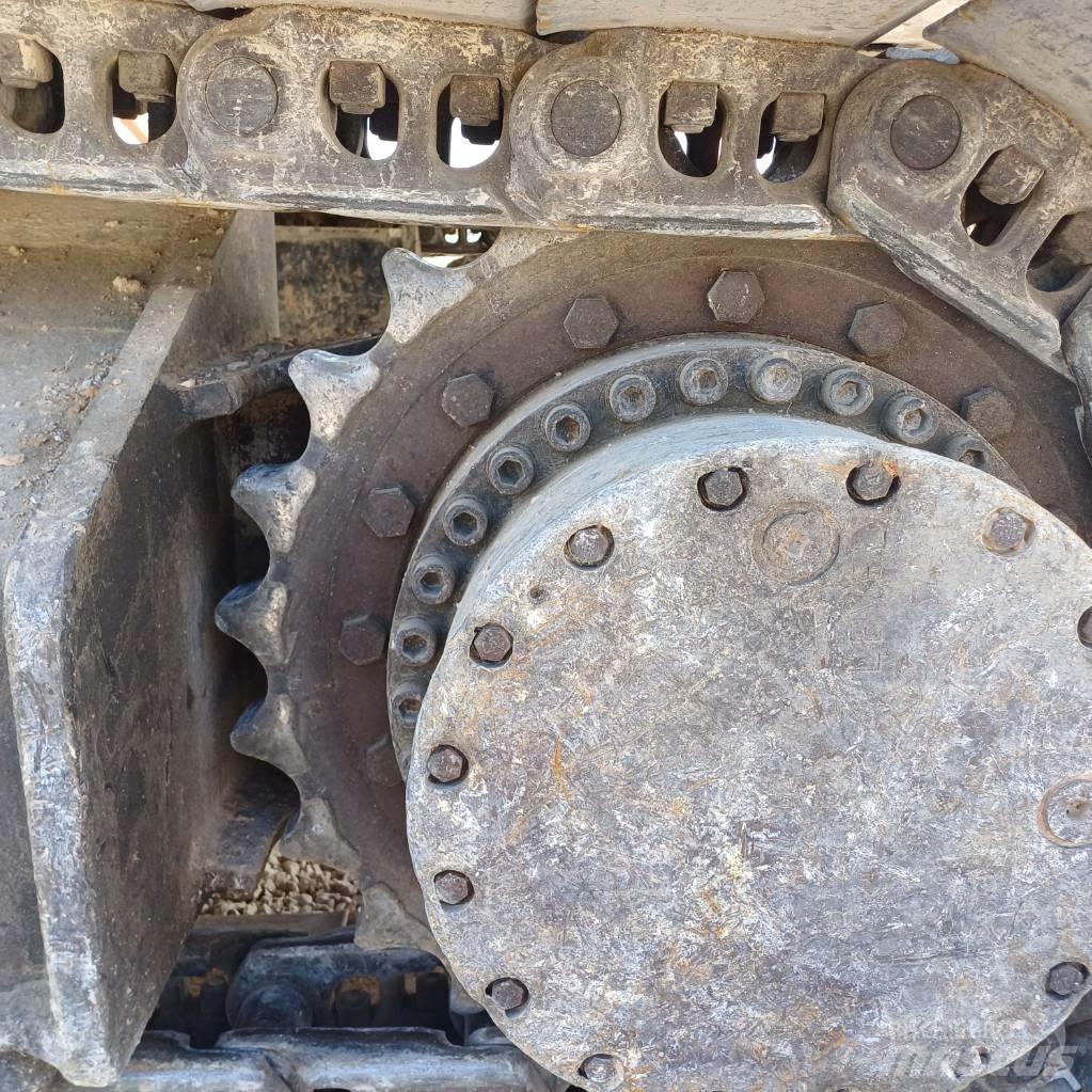 CAT 336D2L Lánctalpas kotrók