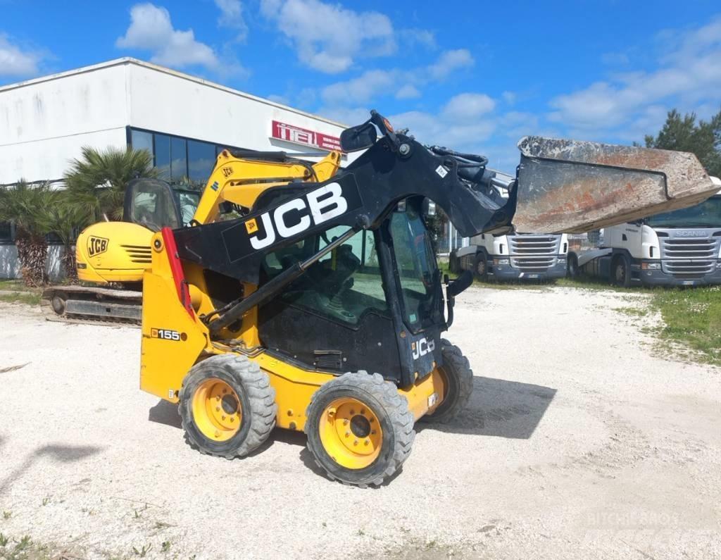 JCB 155 Kompaktrakodók