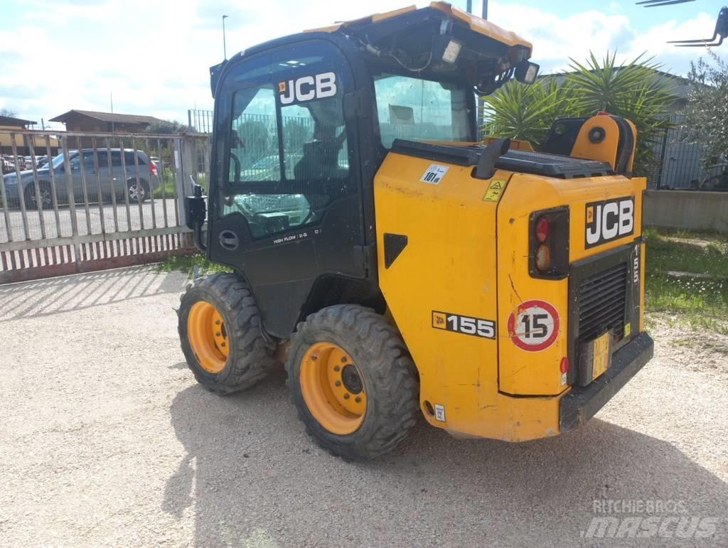 JCB 155 Kompaktrakodók