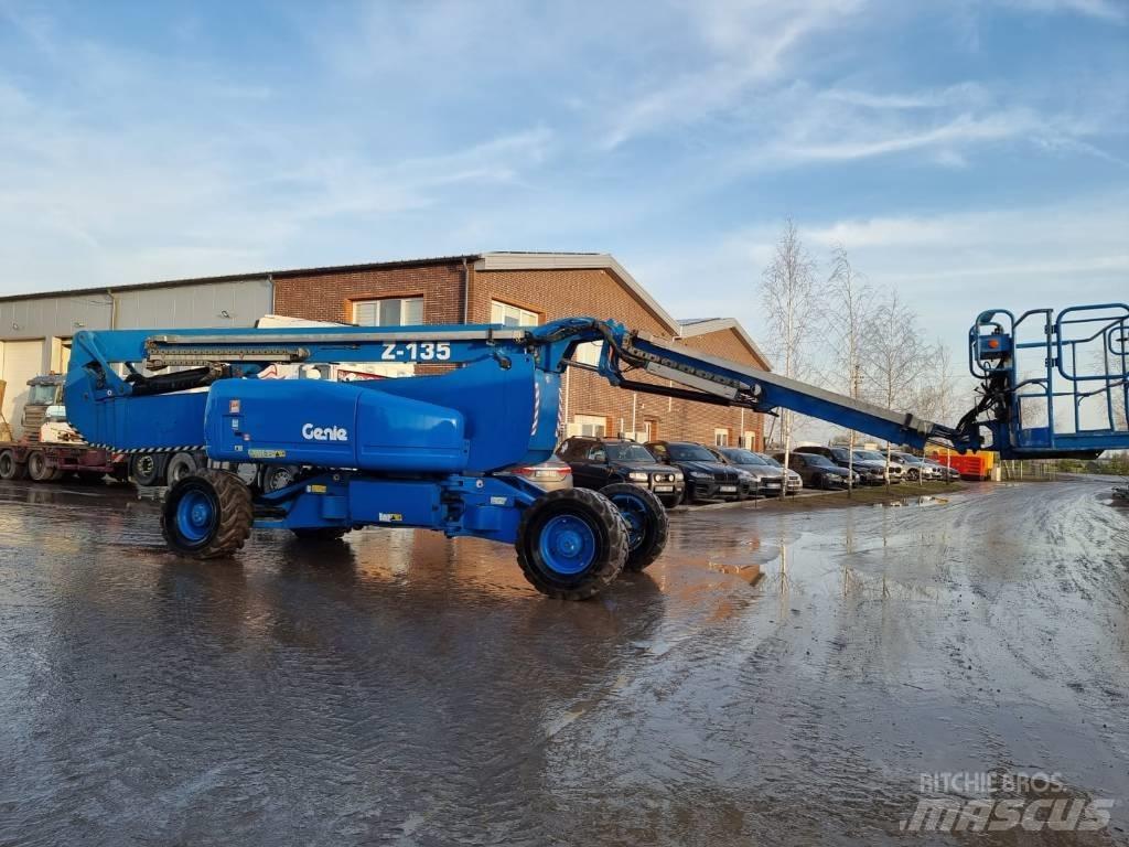 Genie Z 135 4x4 Karos emelők