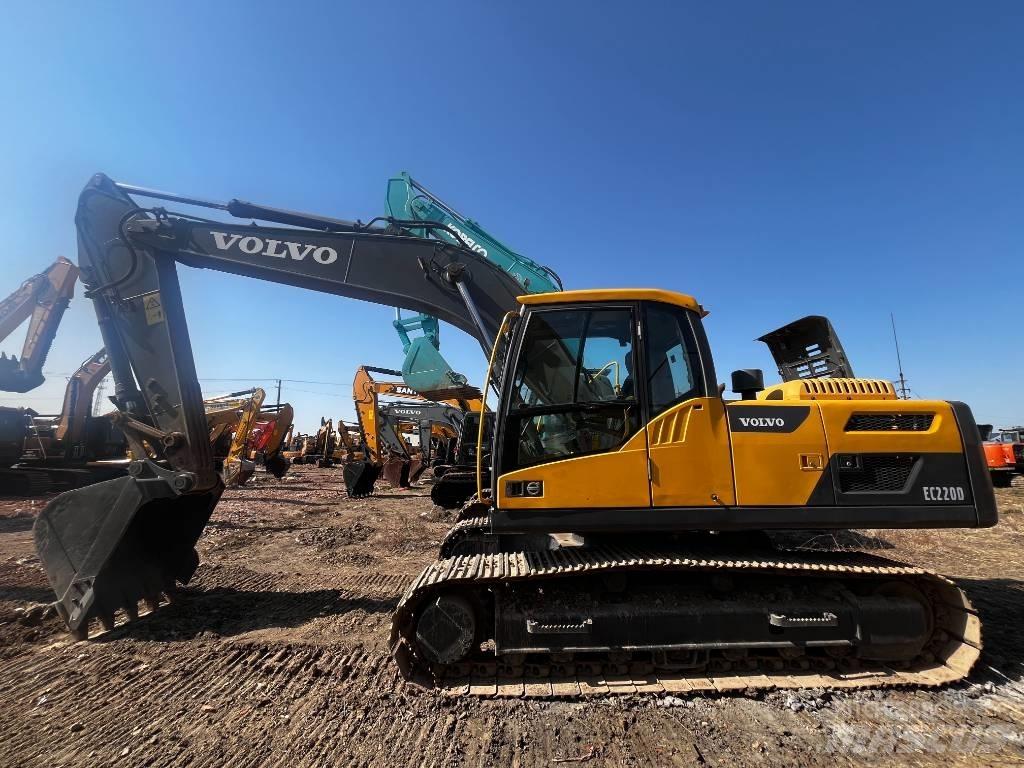 Volvo EC 220 Lánctalpas kotrók