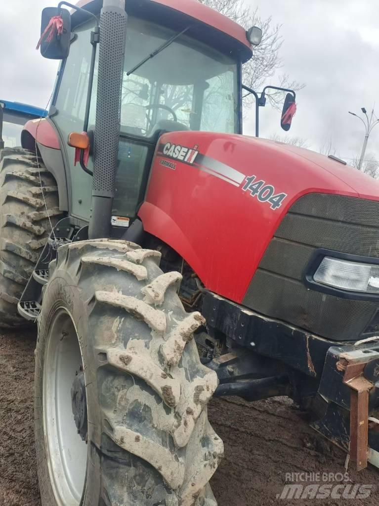 Case IH FARMALL 1404 Traktorok