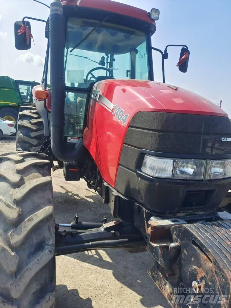 Case IH FARMALL 1404 Traktorok