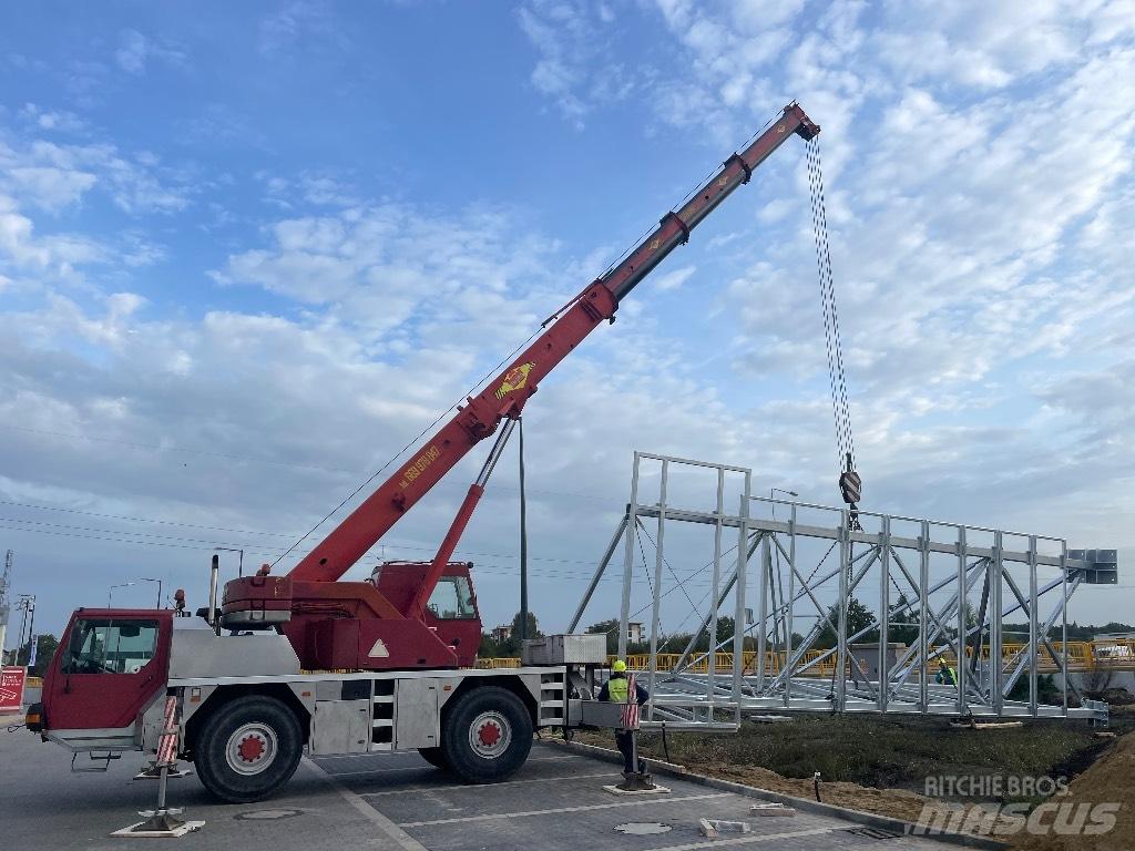 Liebherr LTM 1030 Terepdaruk