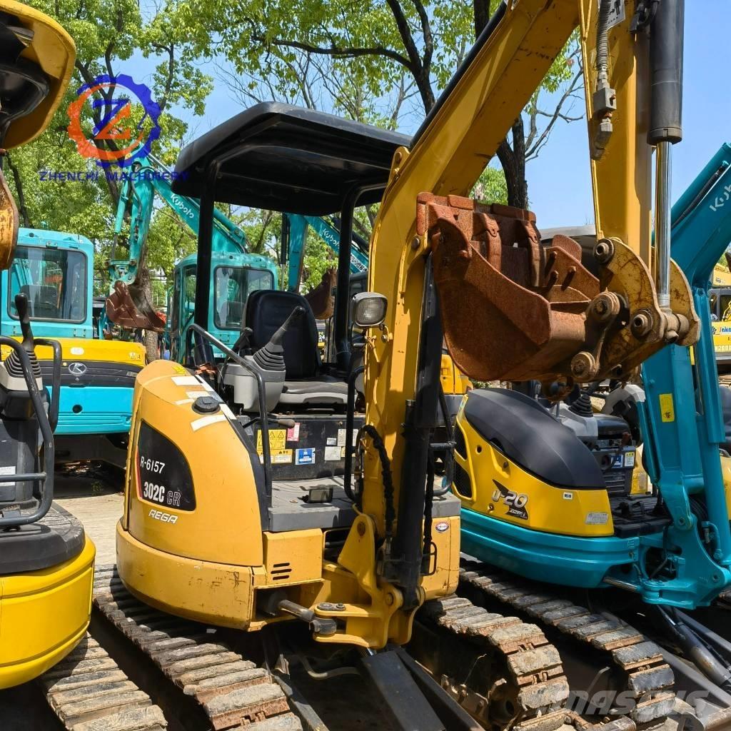 CAT 302 Mini kotrók < 7t