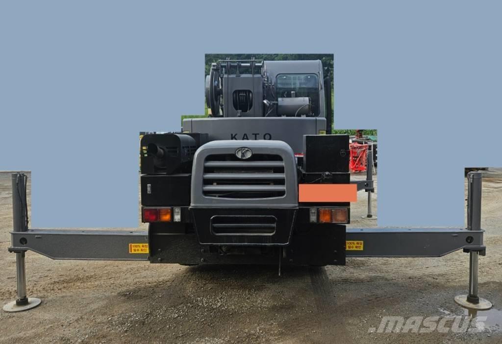 Kato KRM-13H-2 Terepdaruk