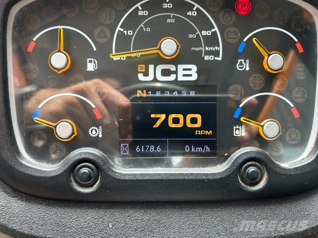 JCB 435S Gumikerekes homlokrakodók