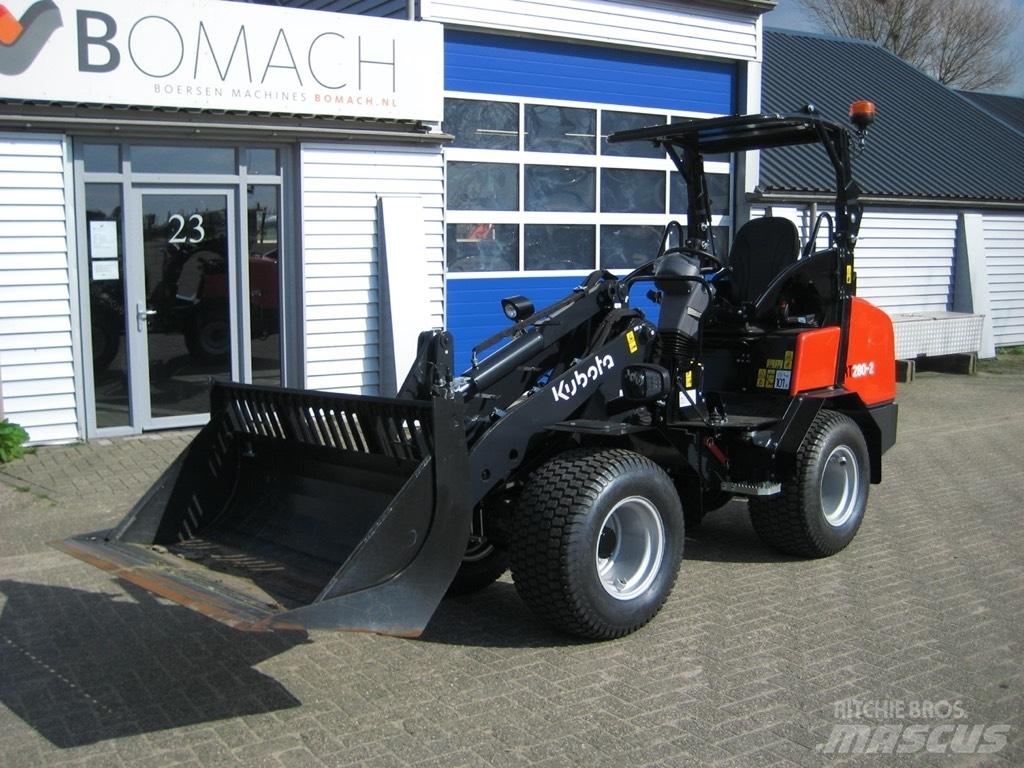 Kubota RT280-2 Gumikerekes homlokrakodók