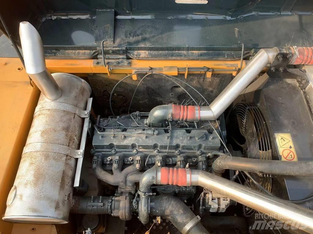 Hyundai 305LC-9T Lánctalpas kotrók