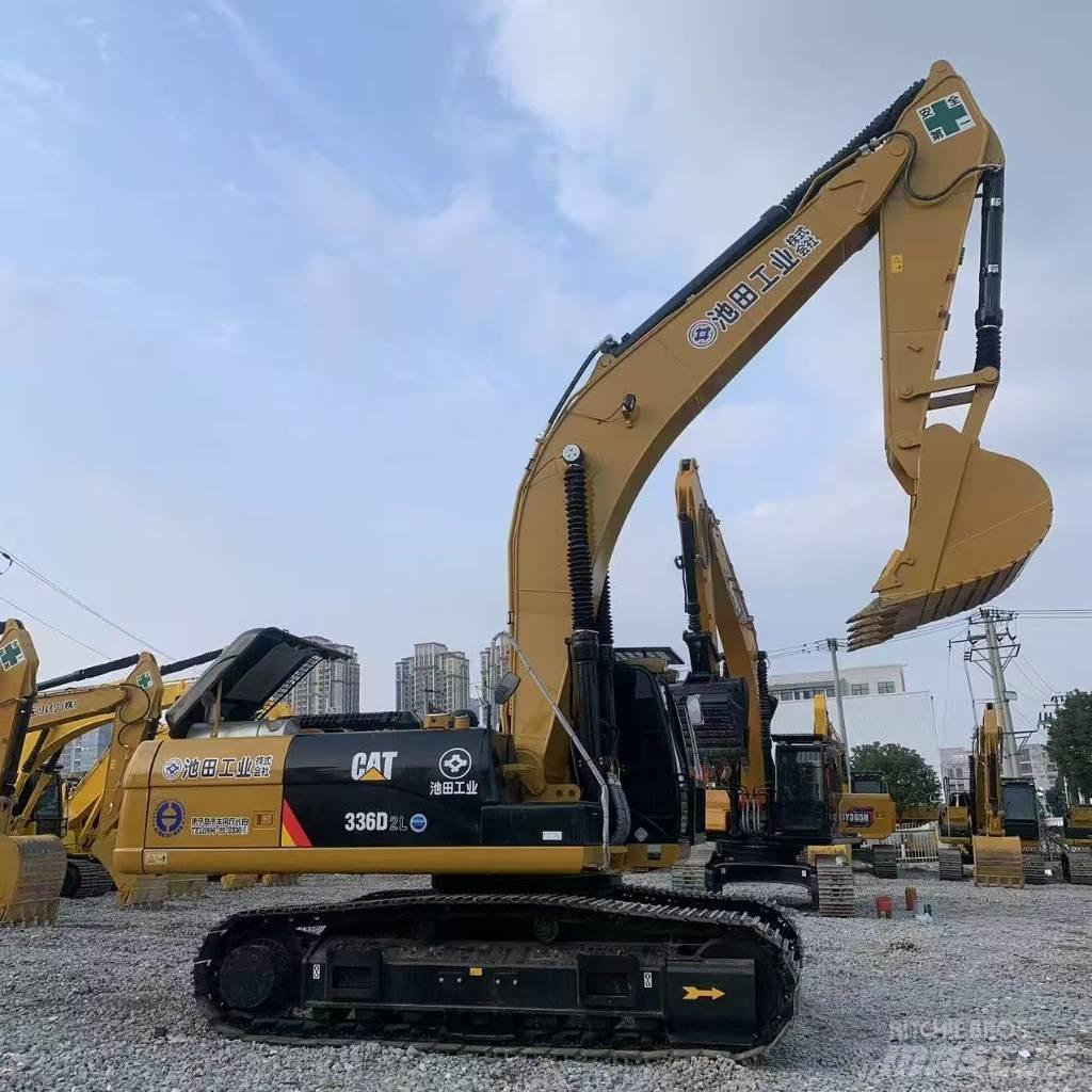 CAT 336 D Lánctalpas kotrók