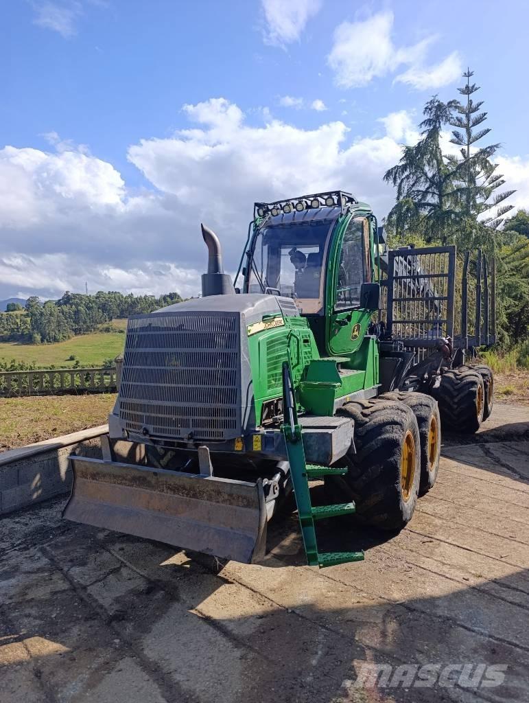 John Deere 1510G Kihordók