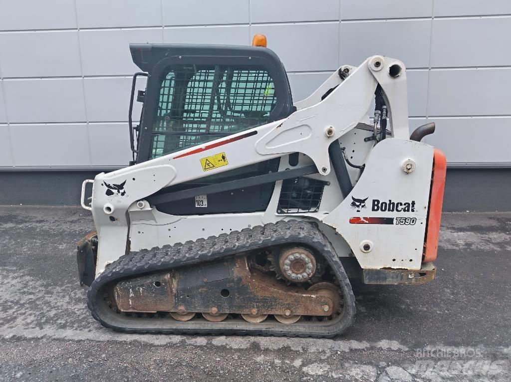 Bobcat T 590 Kompaktrakodók
