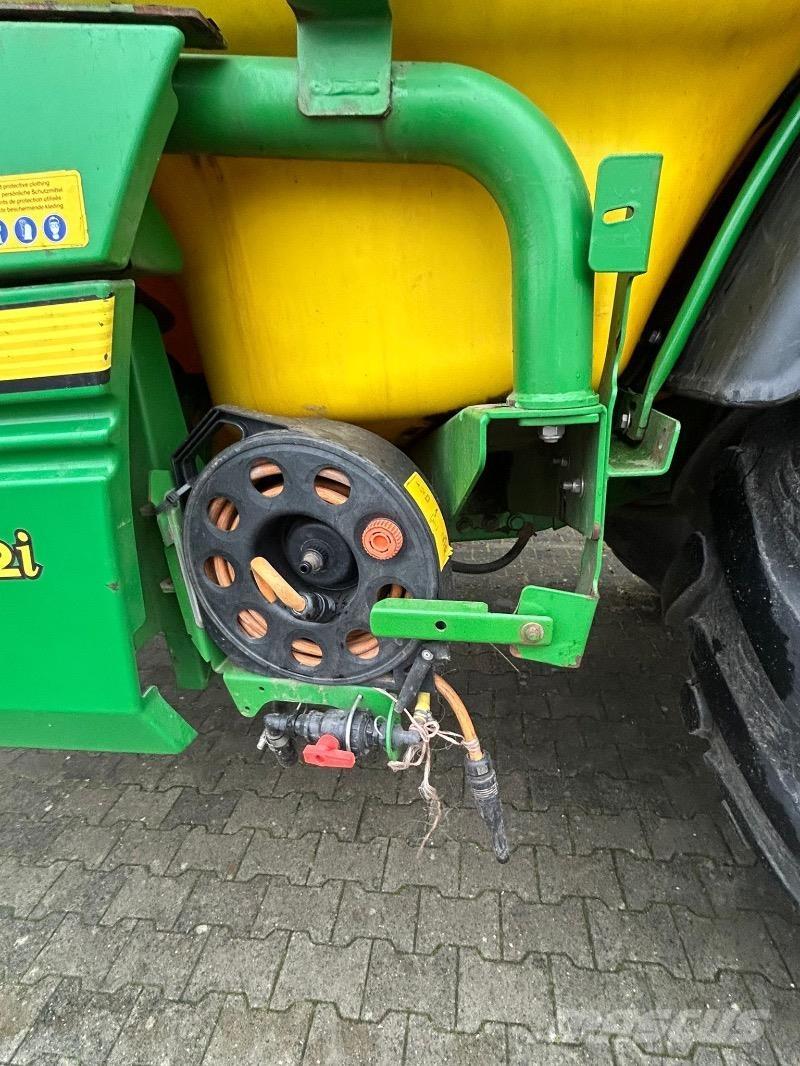 John Deere R962i Vontatott trágyaszórók