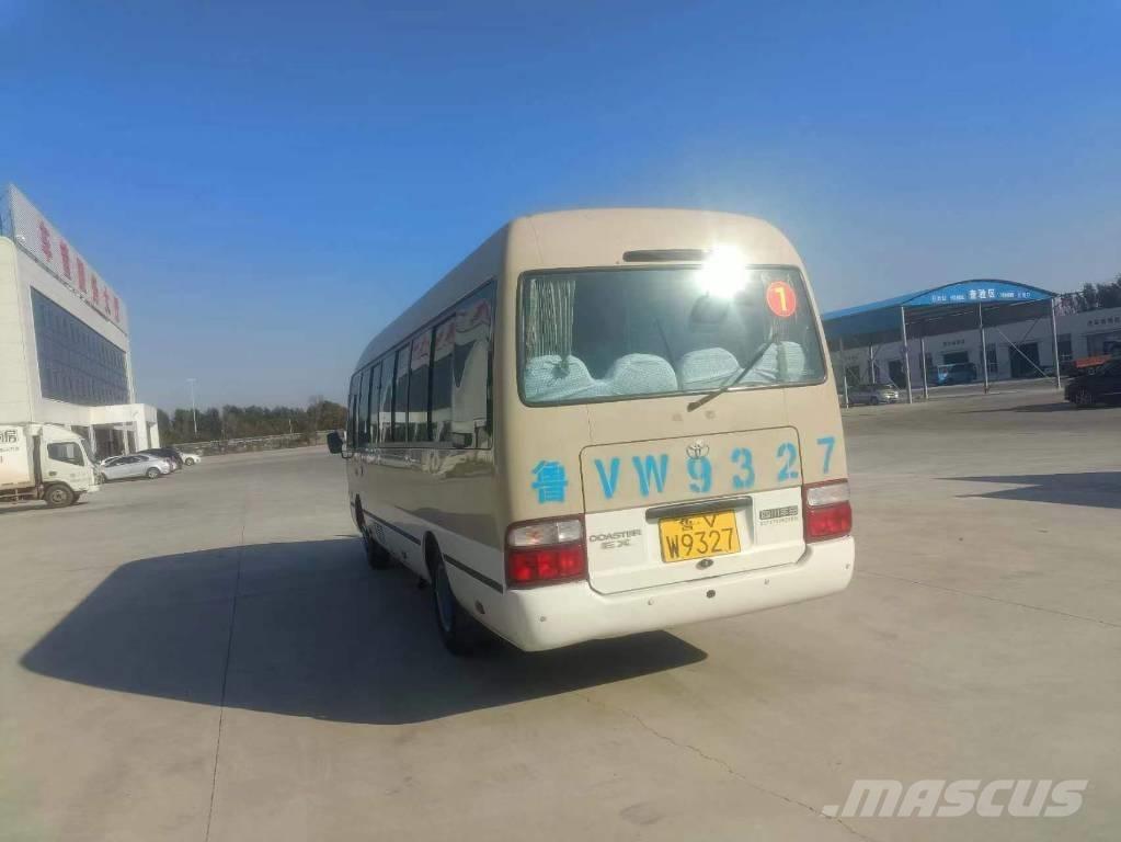 Toyota Coaster Bus Mini buszok