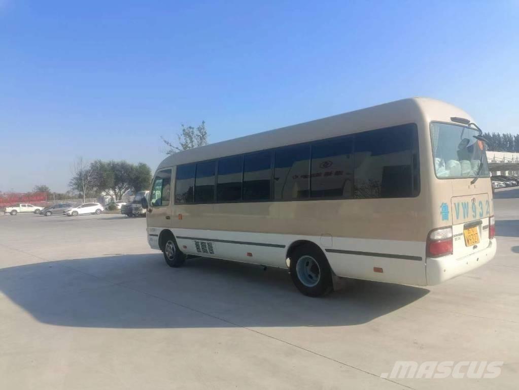 Toyota Coaster Bus Mini buszok